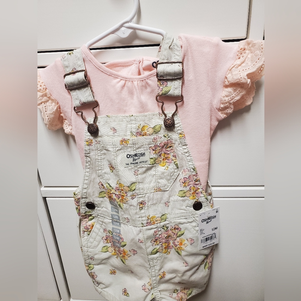 NWT Floral print overall shorts